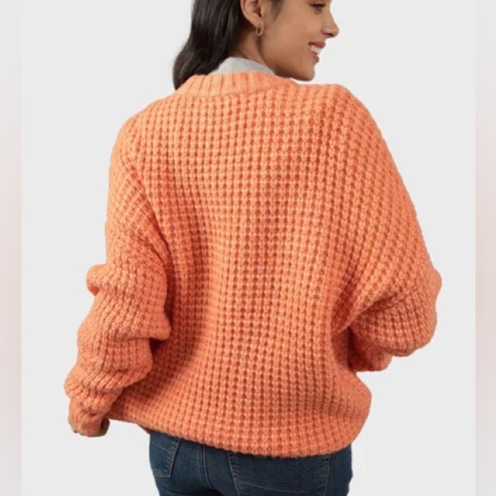 NWT American Eagle Outfitters Vibrant Orange V-Neck Sweater Size Small
